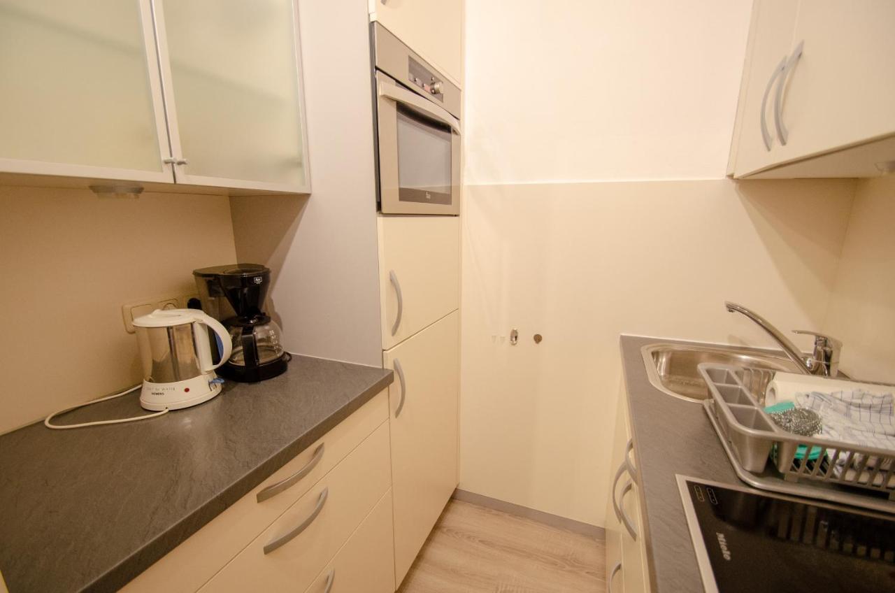 Low Budget Apartment Kitz 10 Kaprun Bagian luar foto