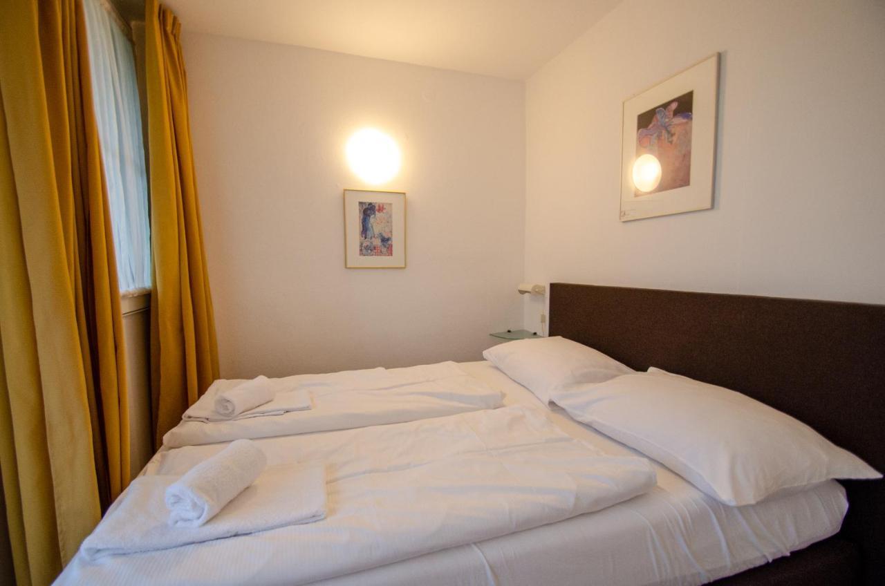 Low Budget Apartment Kitz 10 Kaprun Bagian luar foto